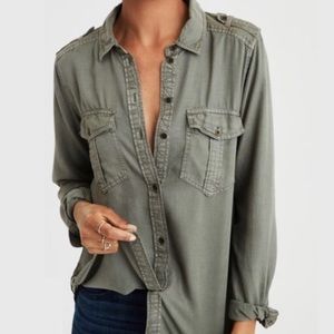 American Eagle Boyfriend Fit Olive Green Button Up